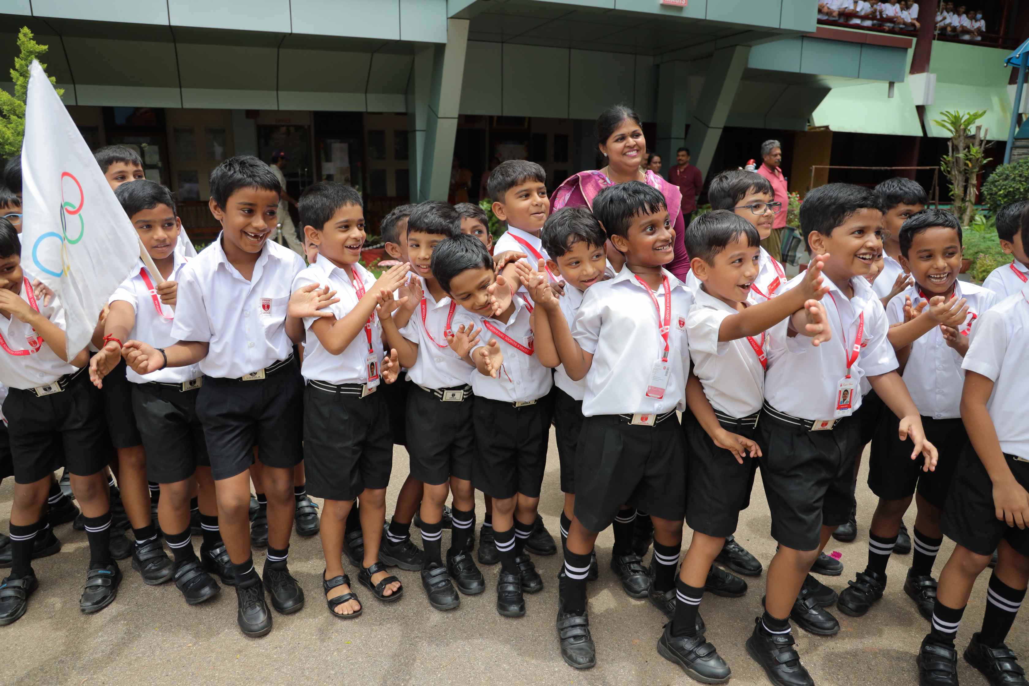 LOYOLA SCHOOL